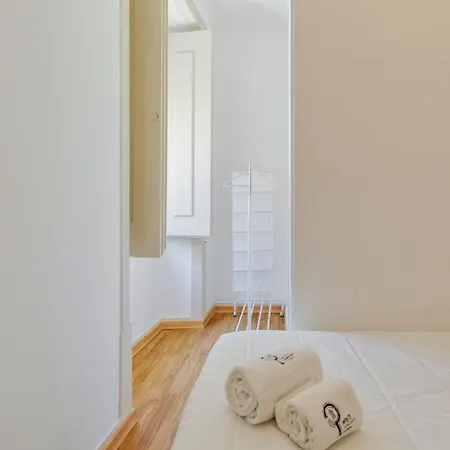 Apartment Mercy House - By Y Concept